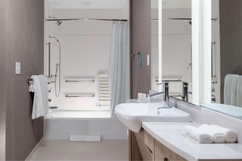 SpringHill Suites By Marriott Durham City View, photo 3