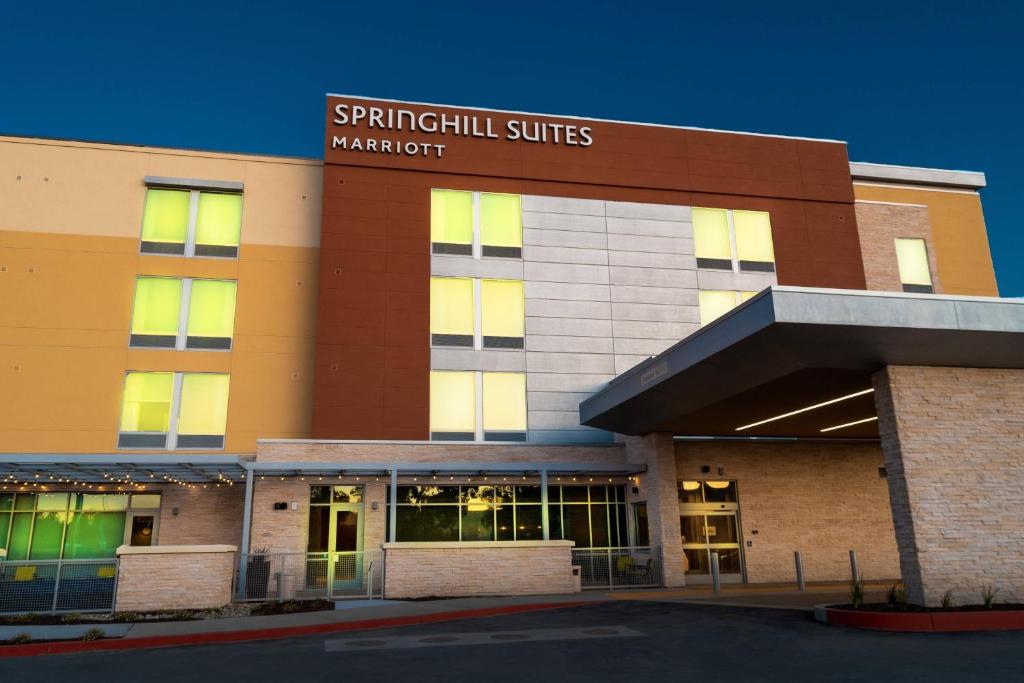 SpringHill Suites by Marriott Newark Fremont, photo 1