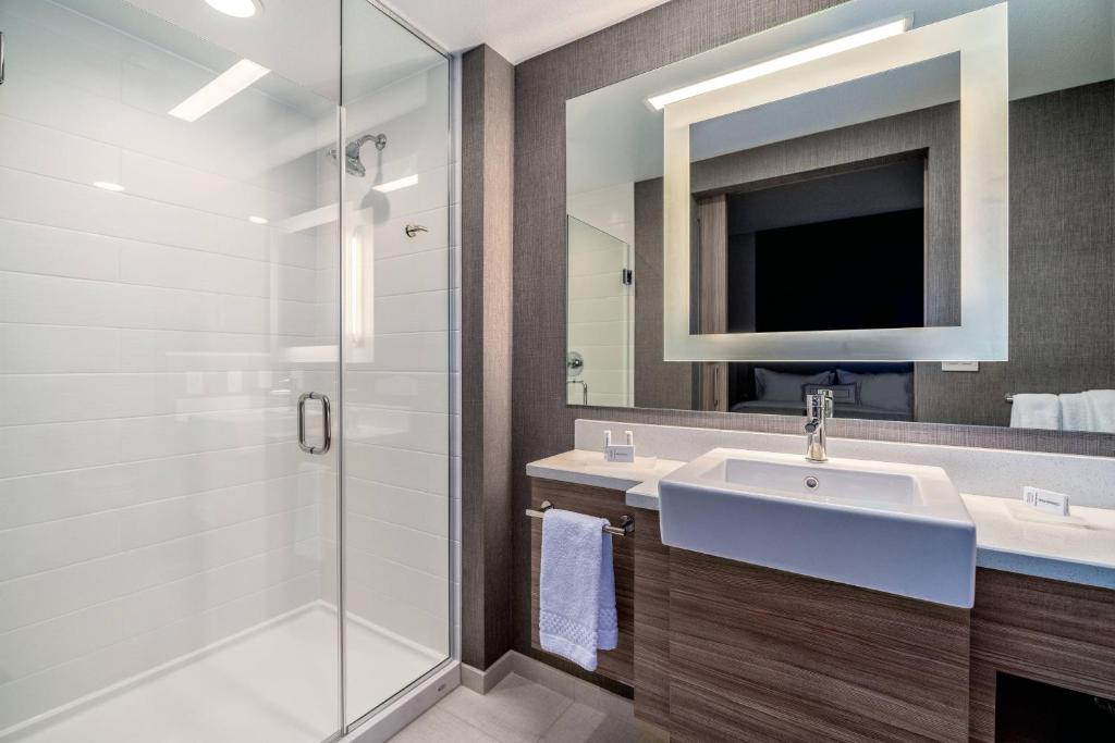 SpringHill Suites by Marriott Oakland Airport, photo 3
