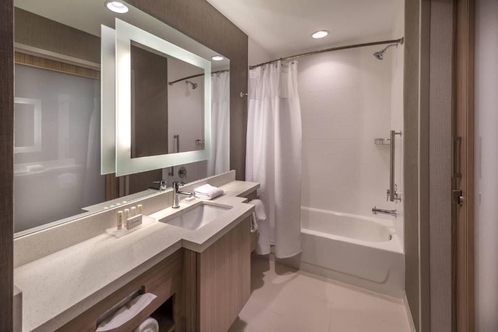 SpringHill Suites by Marriott Reno, photo 3