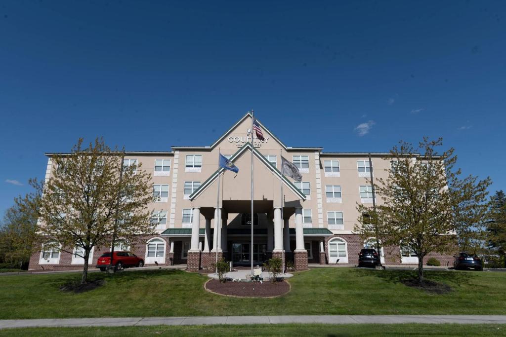 Stay-N-Charge EV Charging Station - Country Inn & Suites - Harrisburg - Hershey West, PA, photo 2