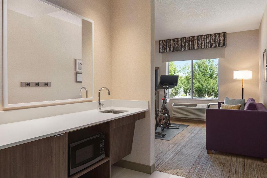Stockton Hampton Inn, photo 3