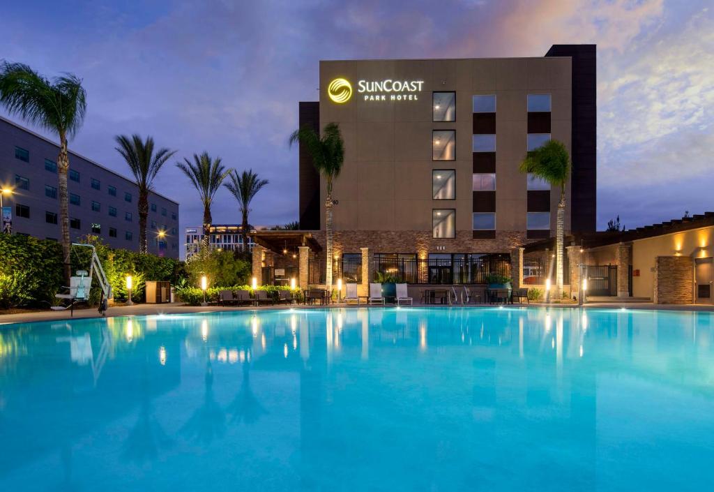 SunCoast Hotel Anaheim, Tapestry Collection by Hilton, photo 1