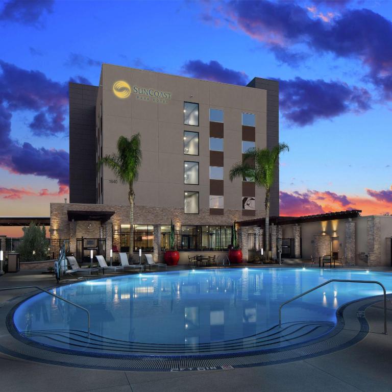 SunCoast Hotel Anaheim, Tapestry Collection by Hilton, photo 4