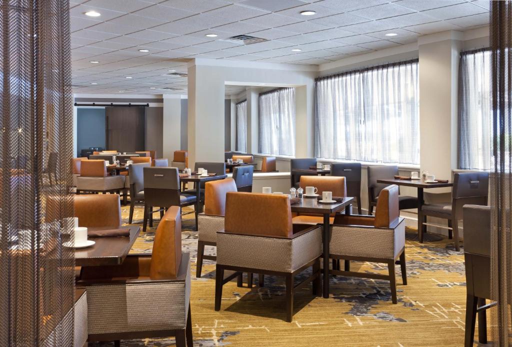 Tampa Airport Marriott, photo 3