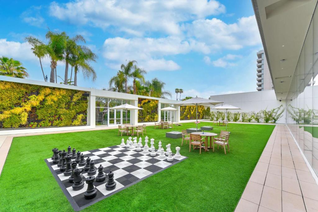 The Beverly Hilton, photo 4