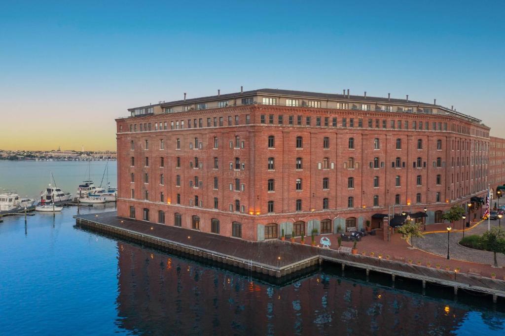 The Inn at Henderson's Wharf, an Ascend Collection Hotel, photo 4