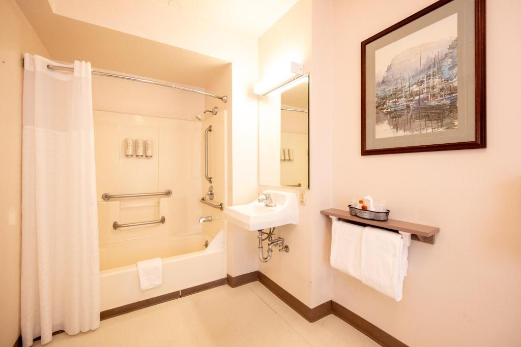 The Inn at Virginia Mason, photo 3