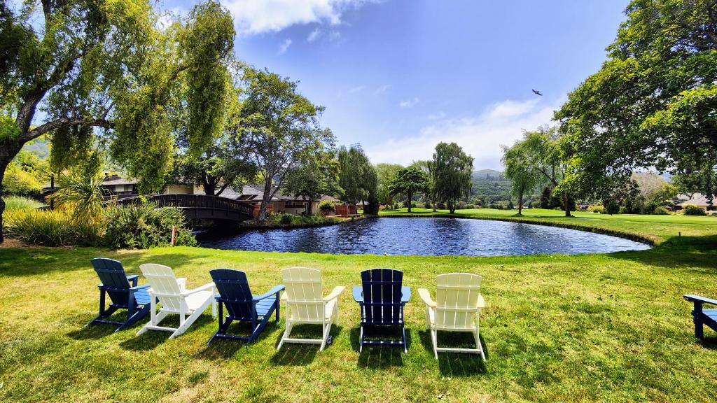 The Quail Lodge, photo 2