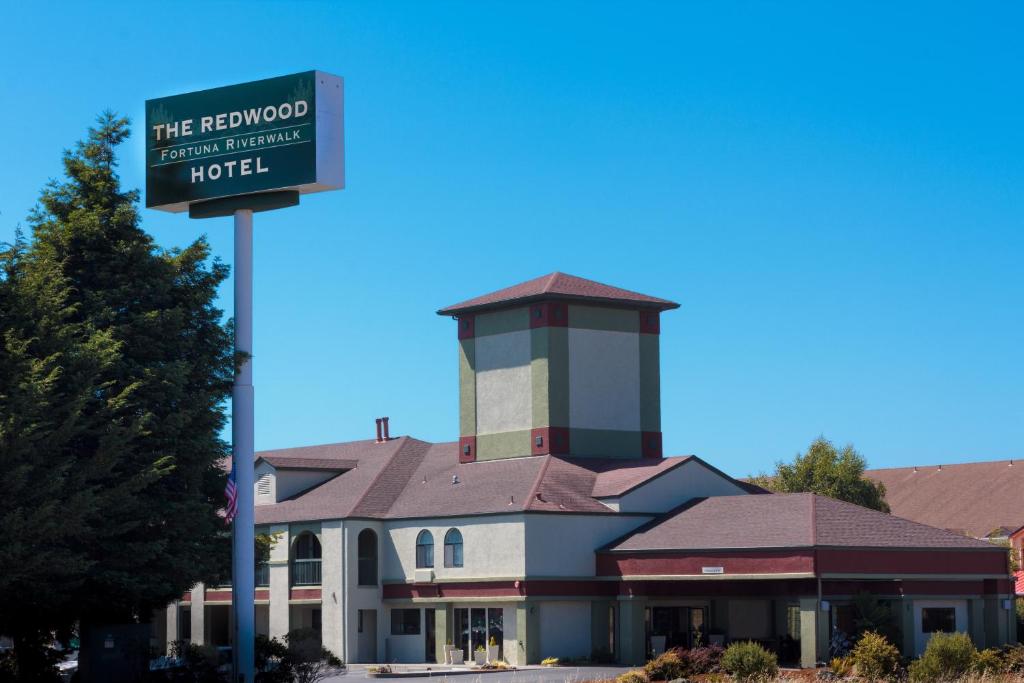 The Redwood Riverwalk Hotel, photo 1