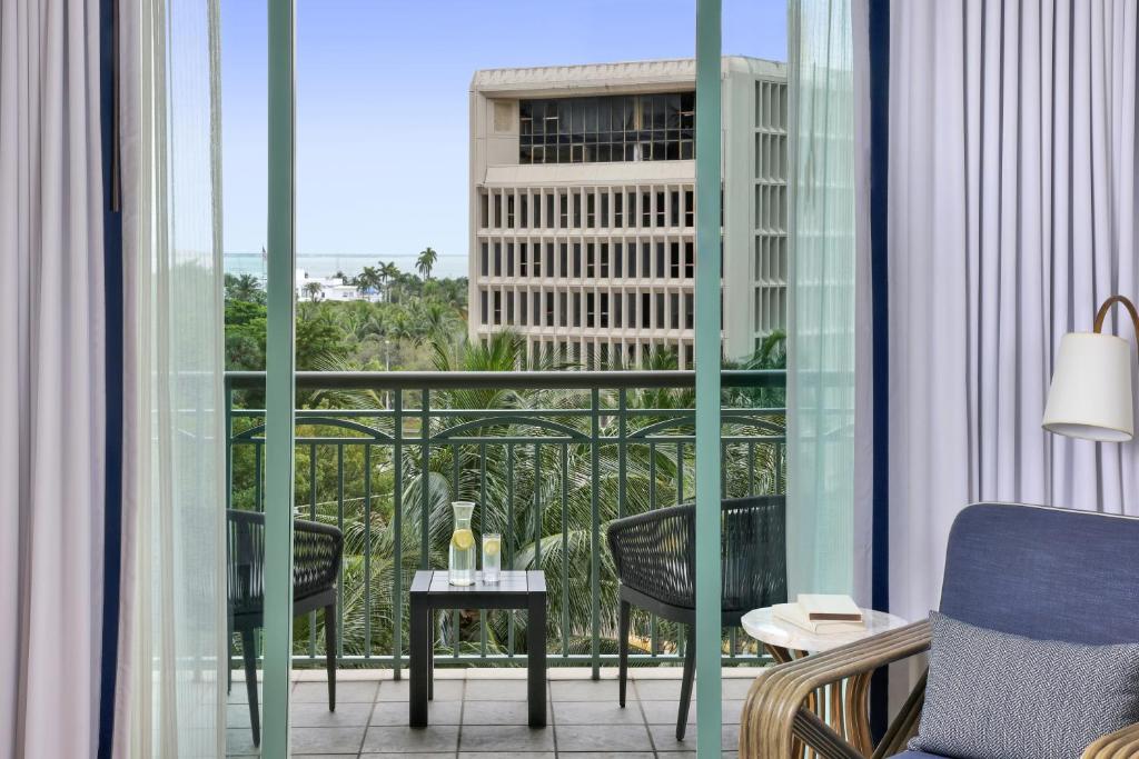 The Ritz-Carlton Coconut Grove, Miami, photo 2