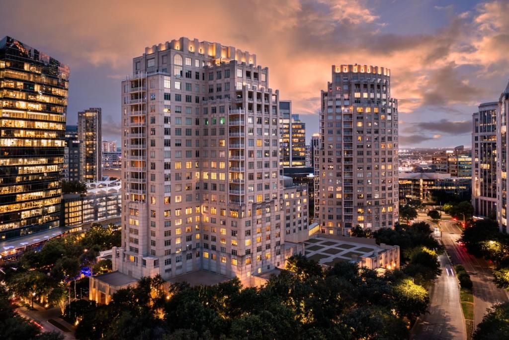 The Ritz-Carlton Dallas, photo 4