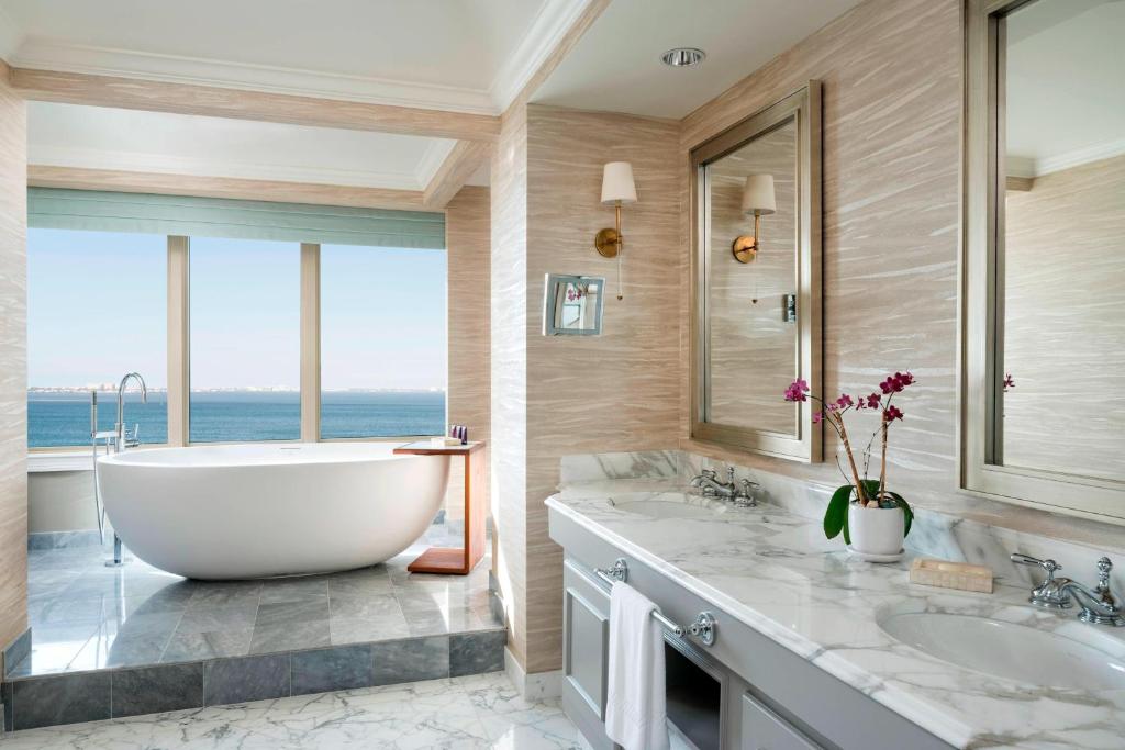 The Ritz-Carlton, Sarasota, photo 2