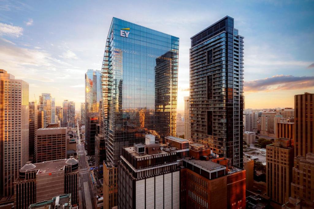 The St. Regis Toronto, photo 4