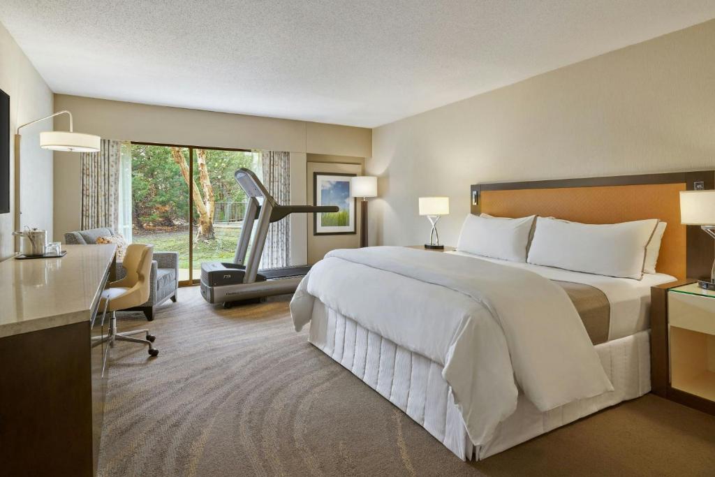 The Westin Kansas City at Crown Center, photo 2