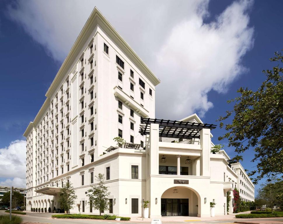 THesis Hotel Miami Coral Gables, Curio Collection by Hilton, photo 1