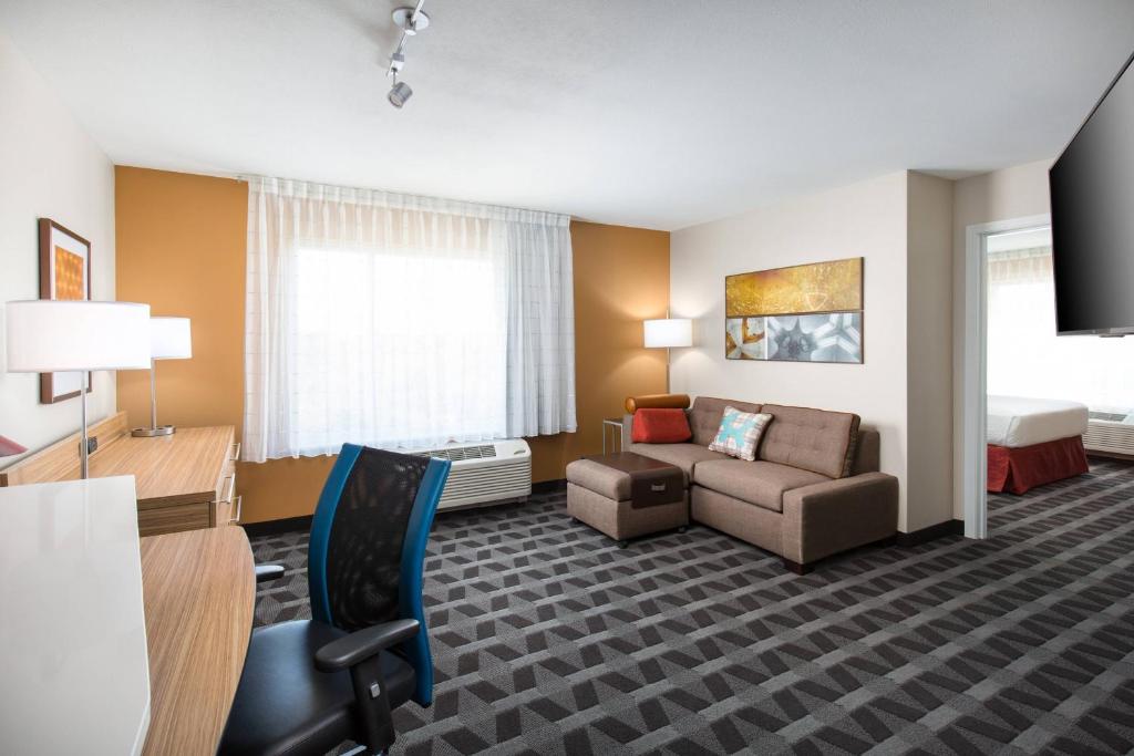 TownePlace Suites By Marriott Las Vegas Stadium District, photo 4