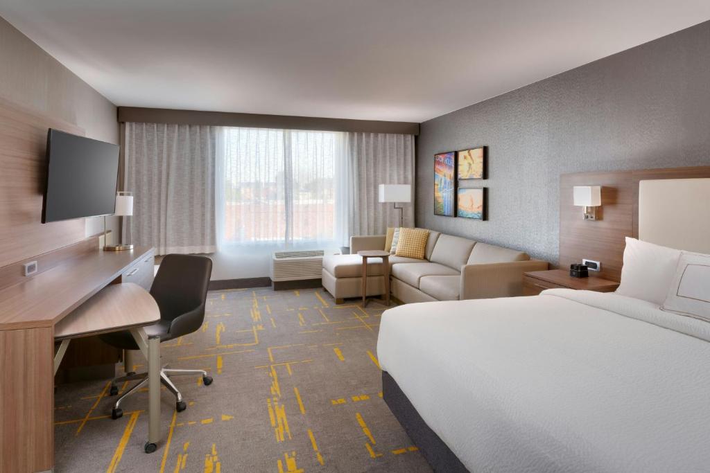 TownePlace Suites by Marriott Los Angeles LAX/Hawthorne, photo 2