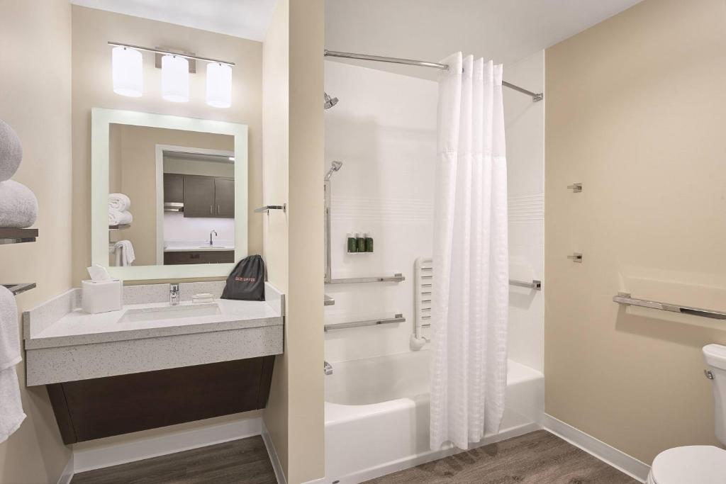 TownePlace Suites by Marriott Medicine Hat, photo 3