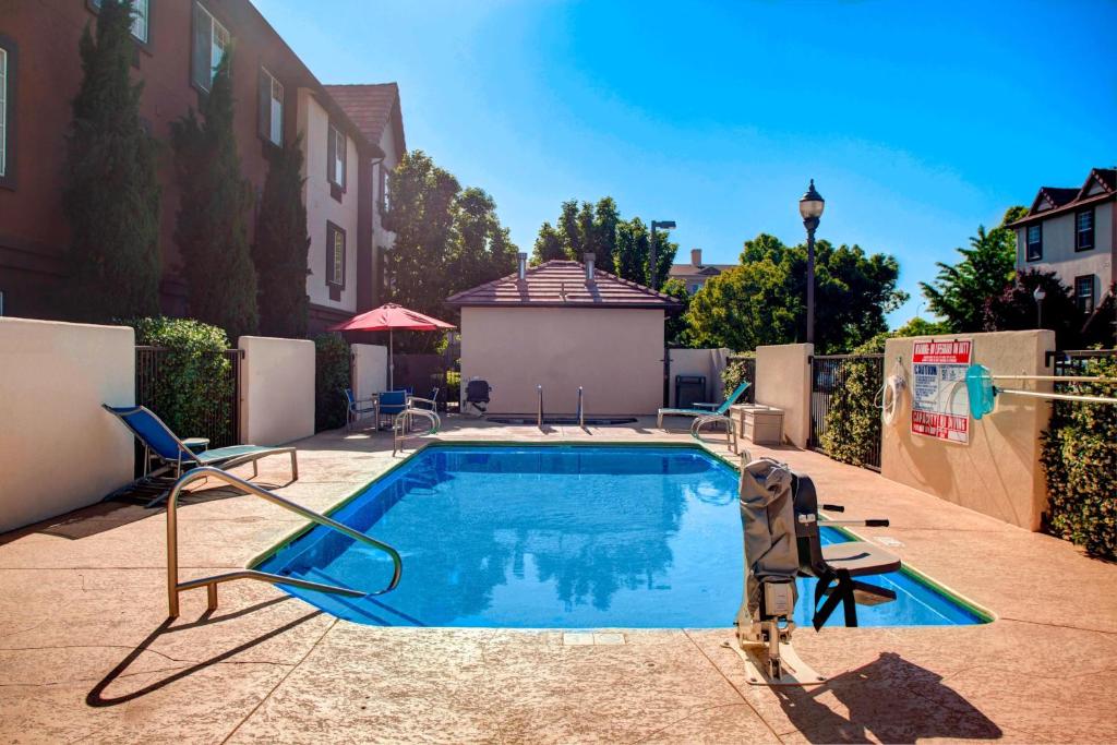 TownePlace Suites Fresno, photo 4