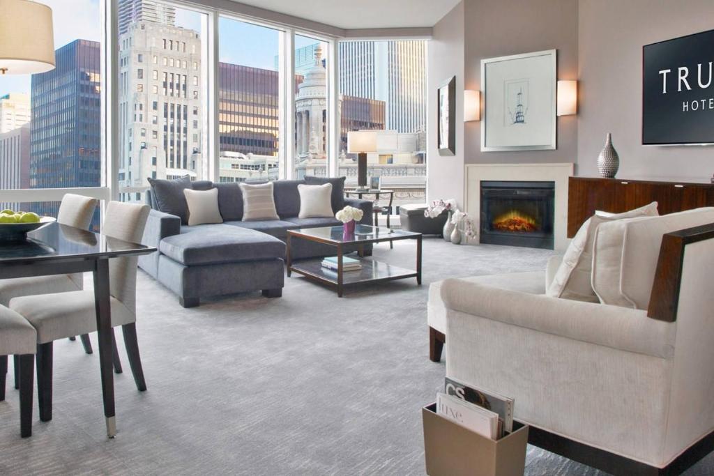 Trump International Hotel & Tower Chicago, photo 4