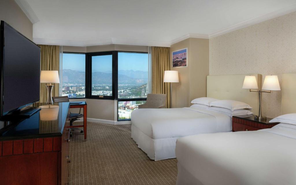Universal City Hilton, photo 2