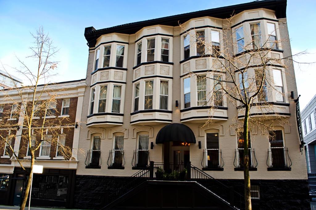 Victorian Hotel, photo 2
