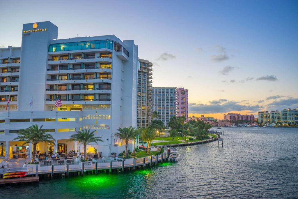 Waterstone Resort & Marina Boca Raton, photo 2