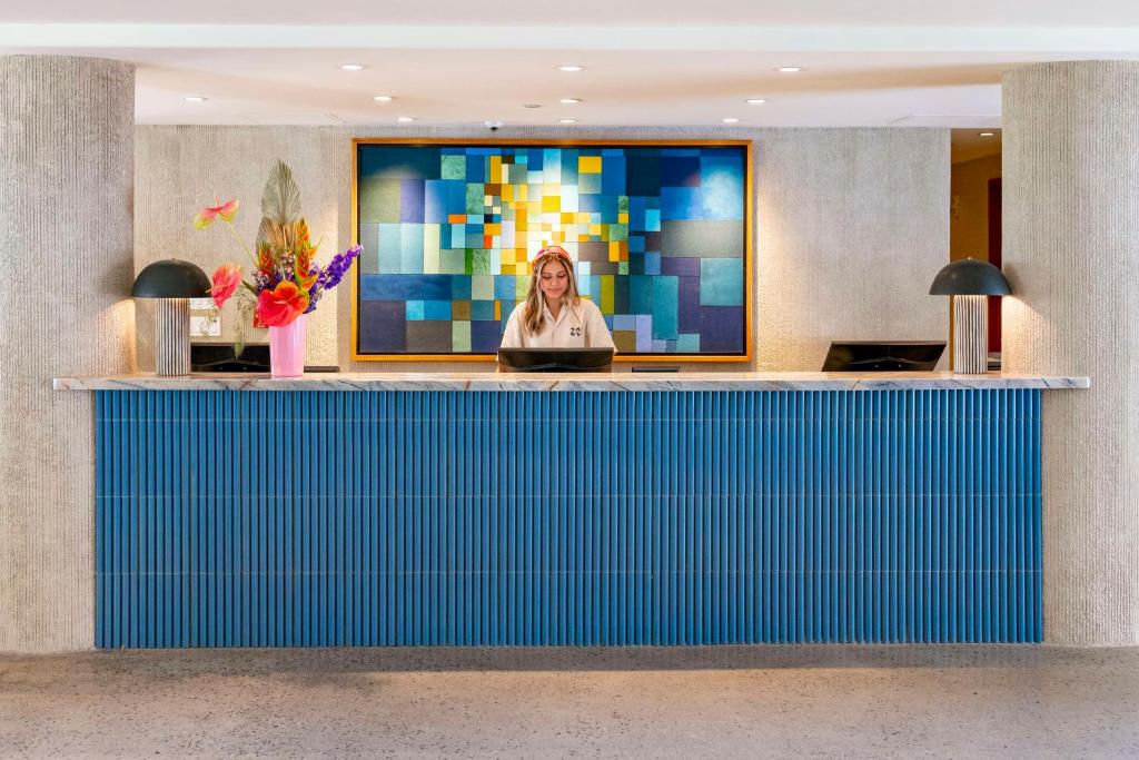 Wayfinder Waikiki - Voted Top 10 Best Hotels in Hawaii!, photo 3