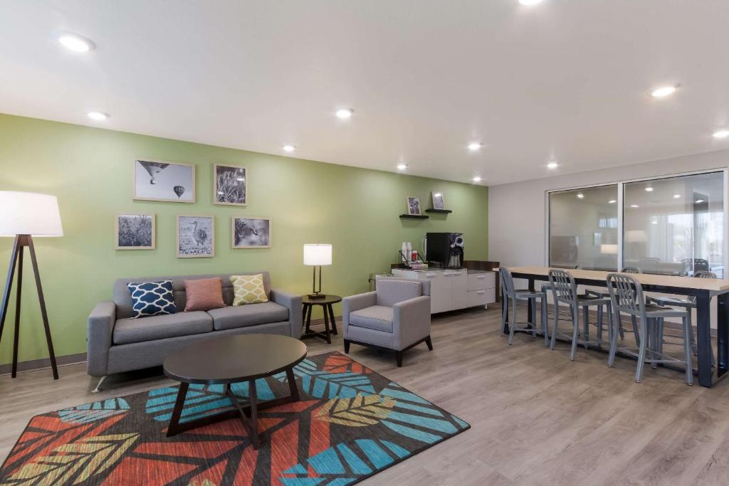 WoodSpring Suites Chandler Airport, photo 4